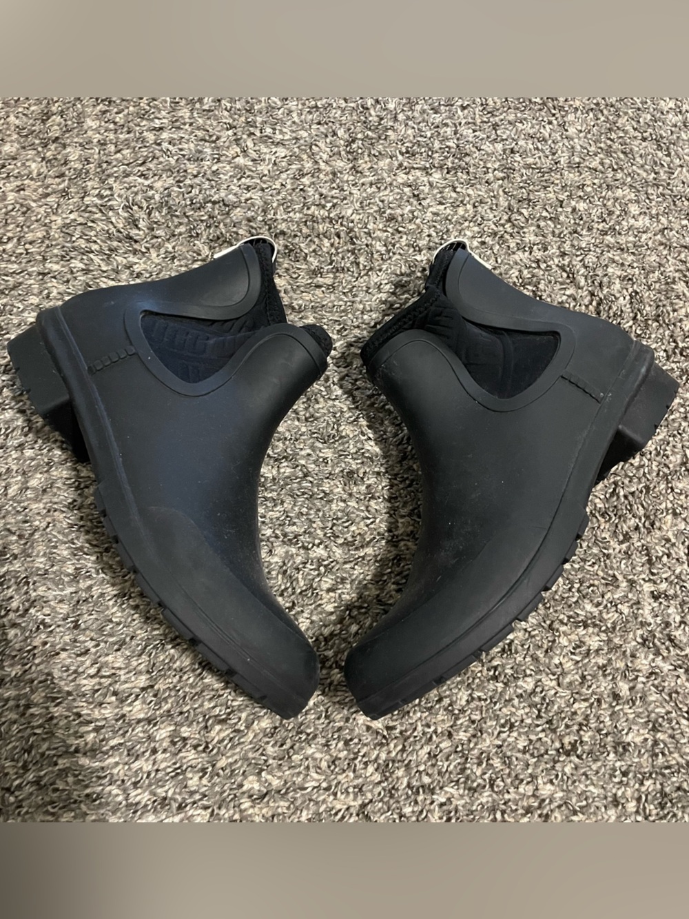 UGG Chevonne Women's Black Rubber Pull On Ankle Rain Waterproof Boots Size 9